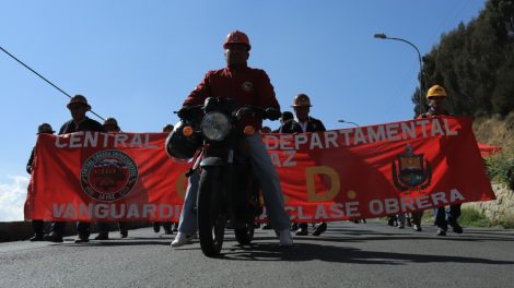 La marcha fue organizada por la Federación Sindical de Trabajadores Mineros de Bolivia (Fstmb) / APG