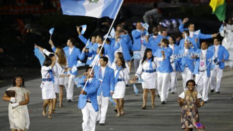 Deportistas guatemaltecos competirán en París 2024 sin bandera ni himno