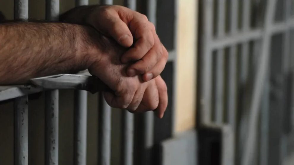 Captura de anciano por violación