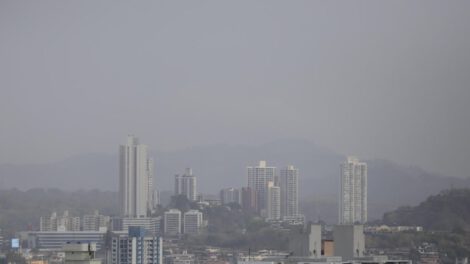 Alerta por incendio en vertedero Panamá