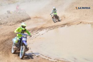 Primera prueba municipal de motociclismo en Capachos