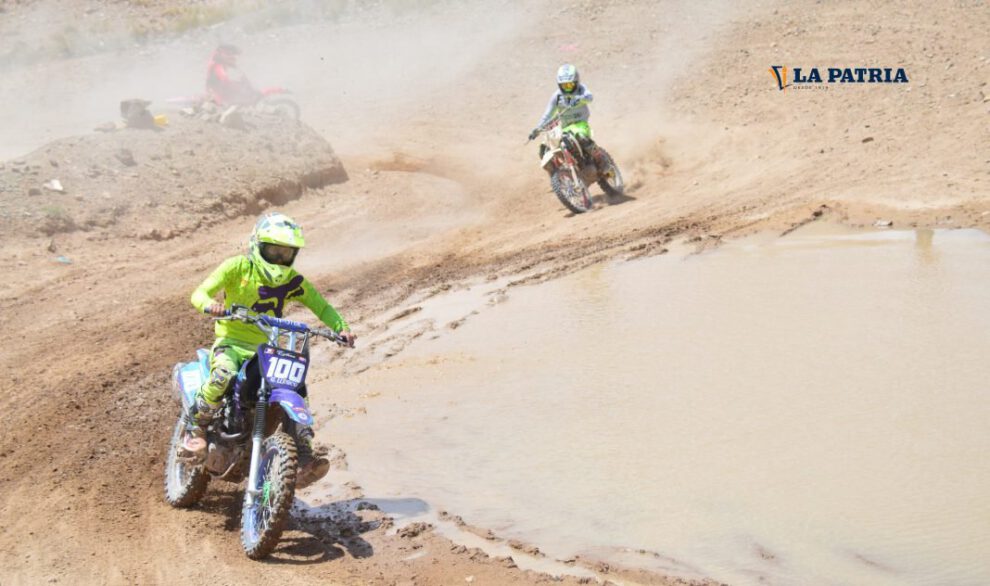 Primera prueba municipal de motociclismo en Capachos