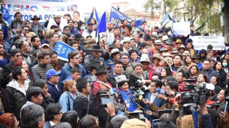 Celebración del aniversario del MAS genera controversia entre 'evistas' y 'arcistas'