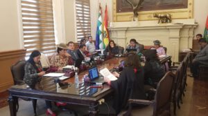 Censura a funcionarios de La Paz