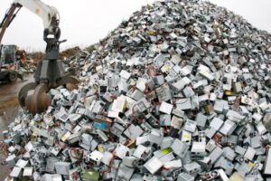 Crisis ambiental por basura electrónica