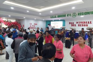 diálisis peritoneal automatizada en el Hospital Obrero Nº4