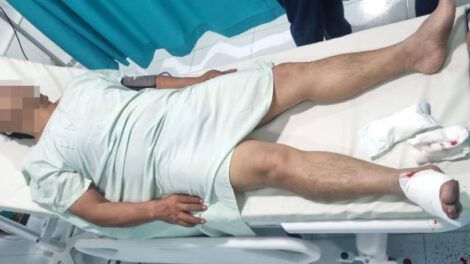 Comerciante secuestrado con herida de bala en el pie