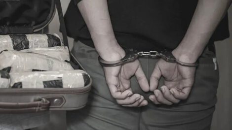 Detienen a una persona con 30 kilos de marihuana en la tranca de Vichuloma