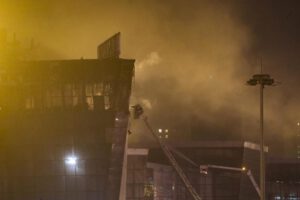 atentado terrorista en Moscú en sala de conciertos Crocus City