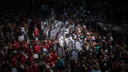 Ley contra funcionarios negacionistas en Argentina