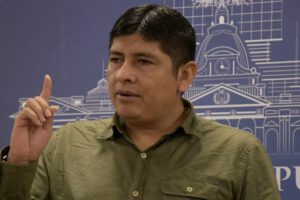 Denuncia a senador por cuoteo en elecciones judiciales