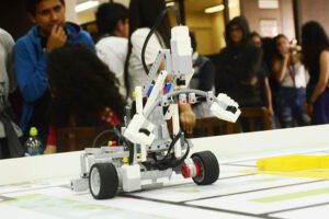Concurso internacional de robótica promovido por Utepsa