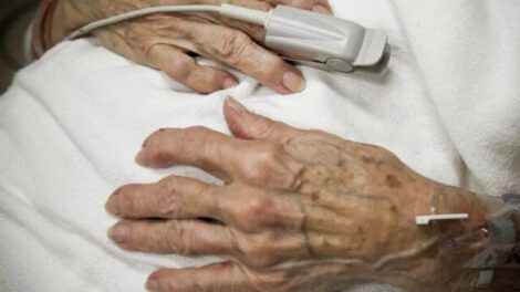 Mujer mayor fallece sin recuperar su hogar usurpado por su inquilina