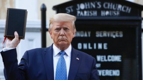 Biblia Dios Bendiga Estados Unidos de Donald Trump