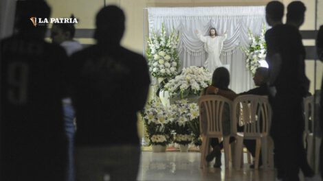 Madre de Guillermo Denis Beltrán pide respeto tras su fallecimiento