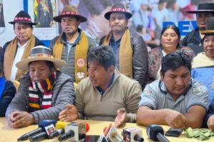 División en el MAS por festejos separados del aniversario 29