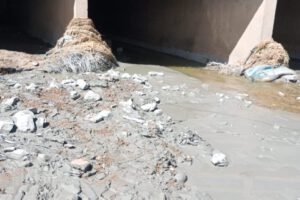 Colapso de dique de colas afecta agua potable y río Cala Cala