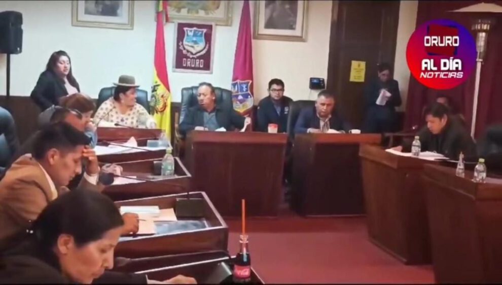 Ley Municipal de Transporte y Tránsito Urbano aprobada por concejales de Oruro