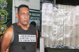 Dólares falsos en Bolivia