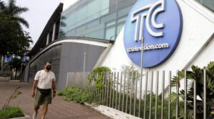 Ataque armado a canal de televisión en Guayaquil