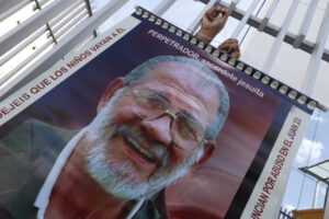 Caso Pedrajas: dictan arraigo y detención domiciliaria para jesuitas acusados de encubrir abusos sexuales