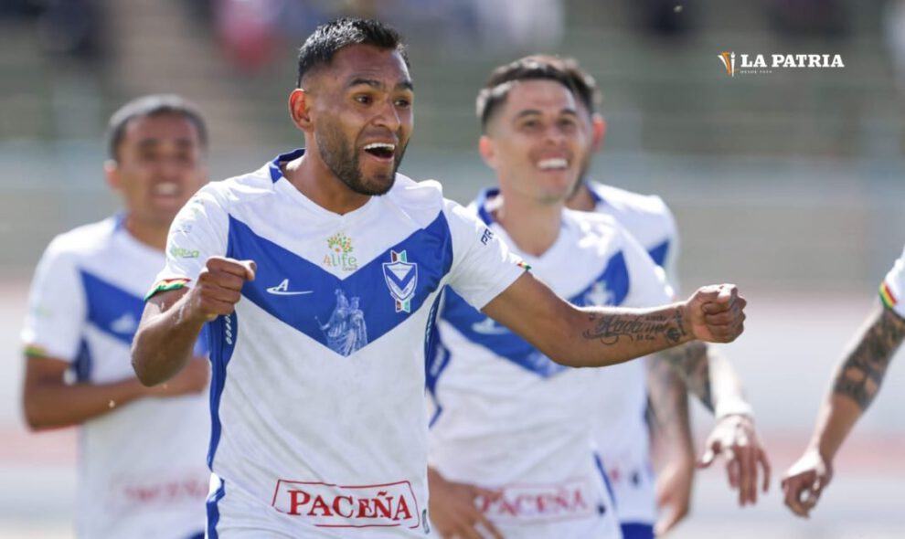 Saúl Torres celebra el gol que anotó para el triunfo de GV San José