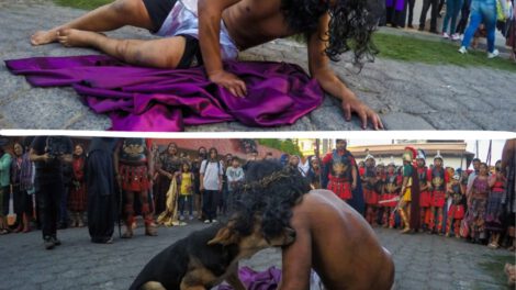 Vía Crucis Sumpango con perro consolando a Jesús