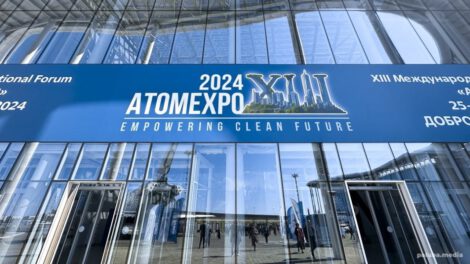 Innovación nuclear en Bolivia en el Pabellón Atom Moscú