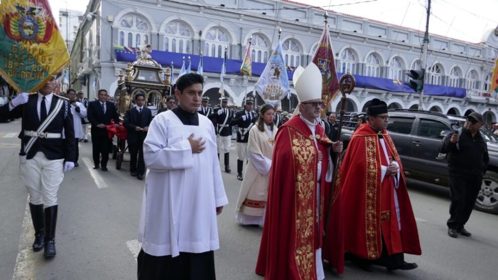 Procesión del Santo Sepulcro en Oruro