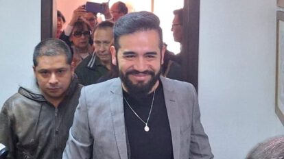 Edgar Villegas se declara perseguido político por denunciar fraude electoral en Bolivia
