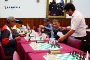 Torneo nacional de ajedrez en Oruro