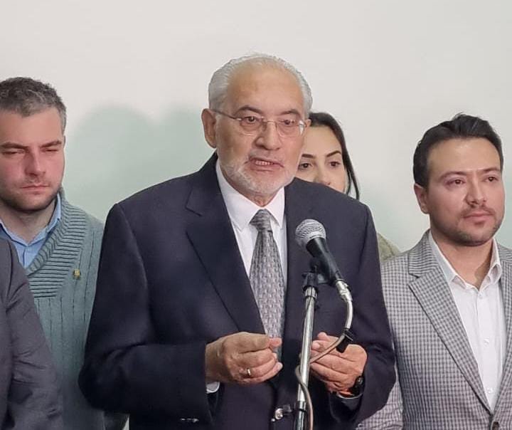 Carlos Mesa acusa al Gobierno boliviano por falta de transparencia en las reservas de gas