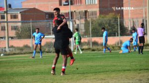 Unión Huayllamarca avanza a semifinales tras vencer a Bolívar Antequera