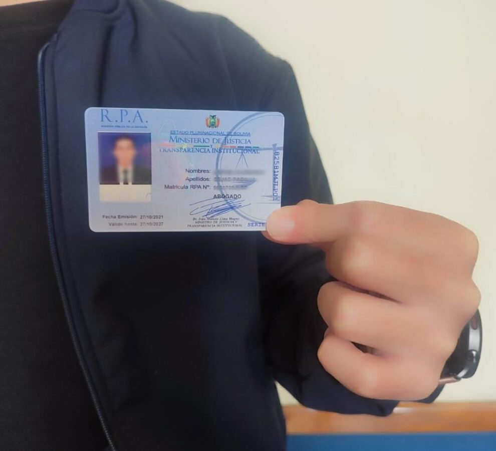 Renovación de credenciales abogados en Bolivia