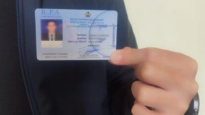 Renovación de credenciales de abogados en Bolivia