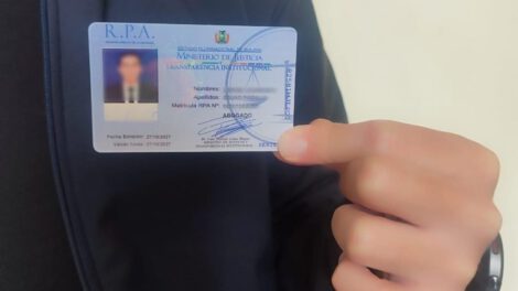 Renovación de credenciales de abogados en Bolivia