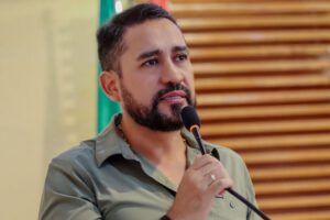 Cristhian Cámara Arratia, alcalde de Trinidad, acusado de corrupción