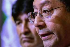 Fotografía del Grupo de Puebla y la reconciliación política en Bolivia