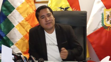 Huaytari y Andrónico reunión proyectos de ley