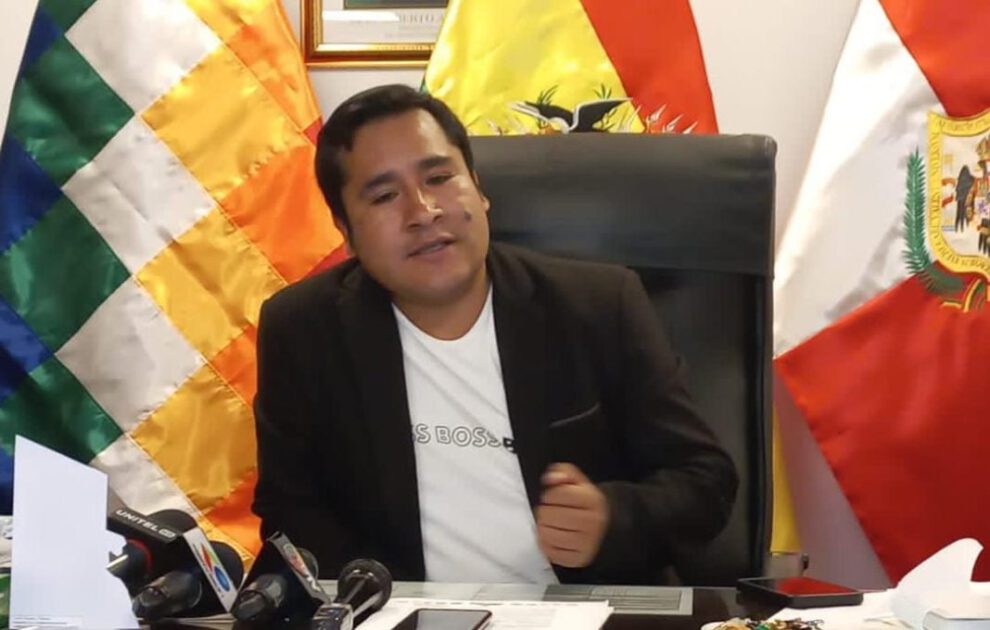 Huaytari y Andrónico reunión proyectos de ley