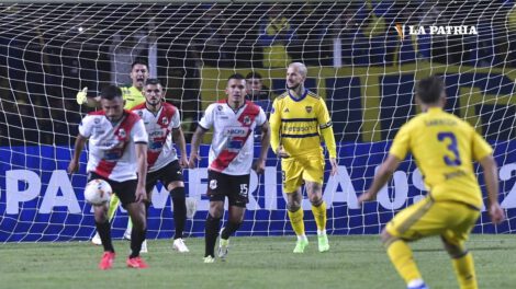Copa Sudamericana: Darío Benedetto desperdició un penal para Boca Juniors