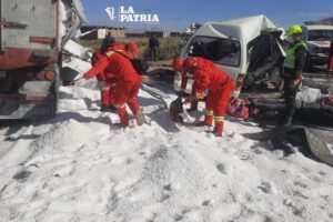 Accidente en la carretera Oruro-Potosí deja 14 personas fallecidas