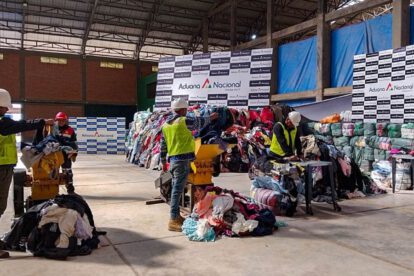 Subasta de ropa usada en Oruro