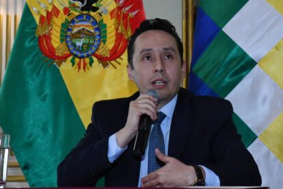 Visados falsos en el caso de los bolivianos varados en España