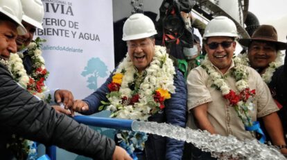 Luis Arce entrega obras en Bolivia