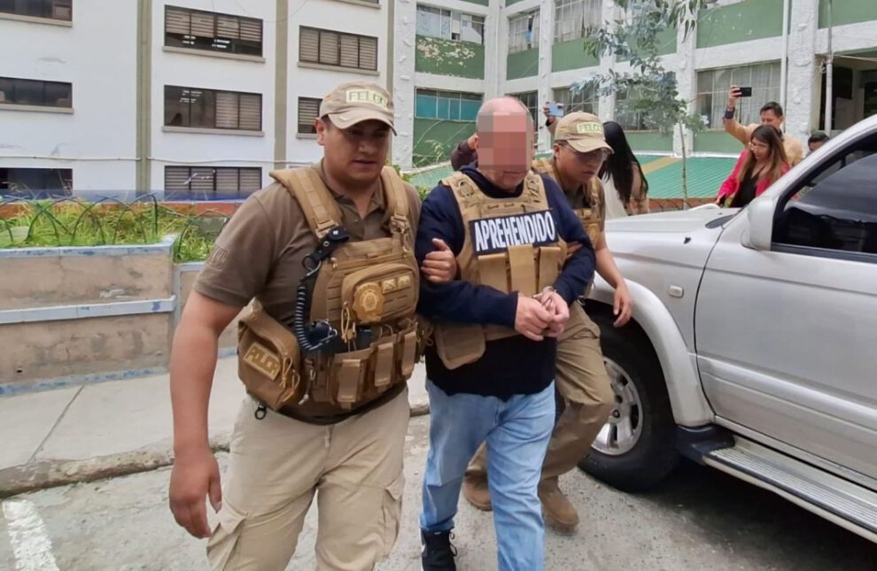 Caso gases lacrimógenos involucrando a Sergio R.M.M.