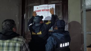 Clausura de locales en Oruro