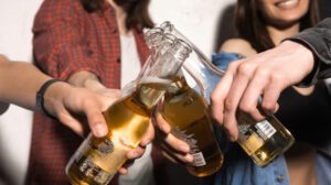 Consumo de alcohol en Bolivia según informe del Ministerio de Gobierno