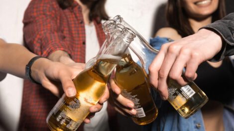 Consumo de alcohol en Bolivia según informe del Ministerio de Gobierno