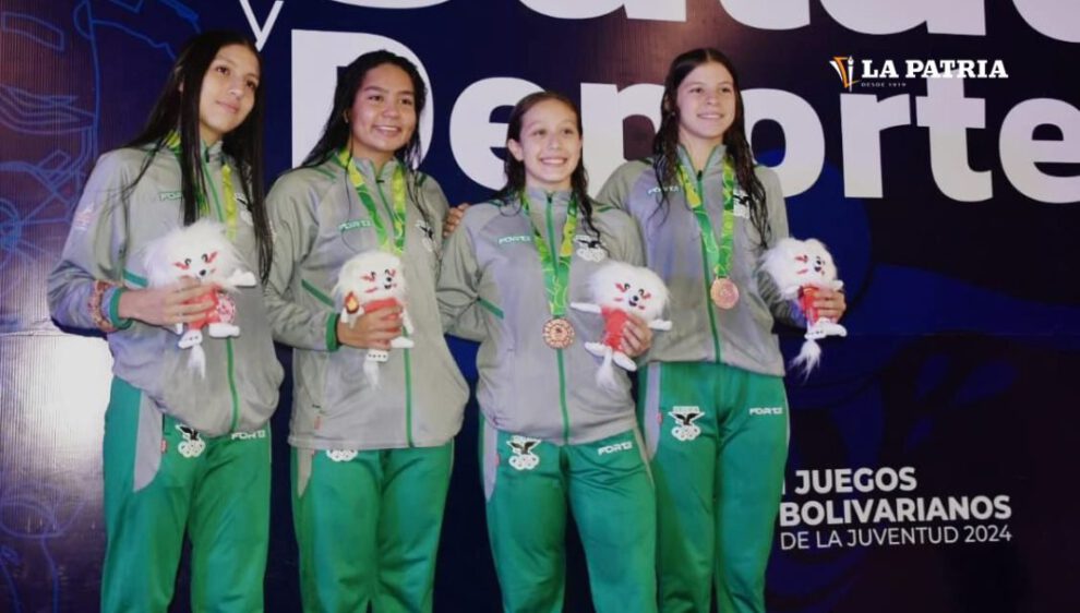 Bolivia gana oro en natación en los Juegos Bolivarianos de la Juventud